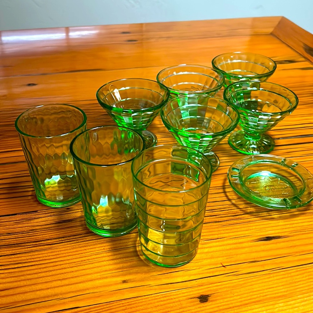 Vintage green glass - 5 sundae bowls - 3 juice glasses- 1 ashtray